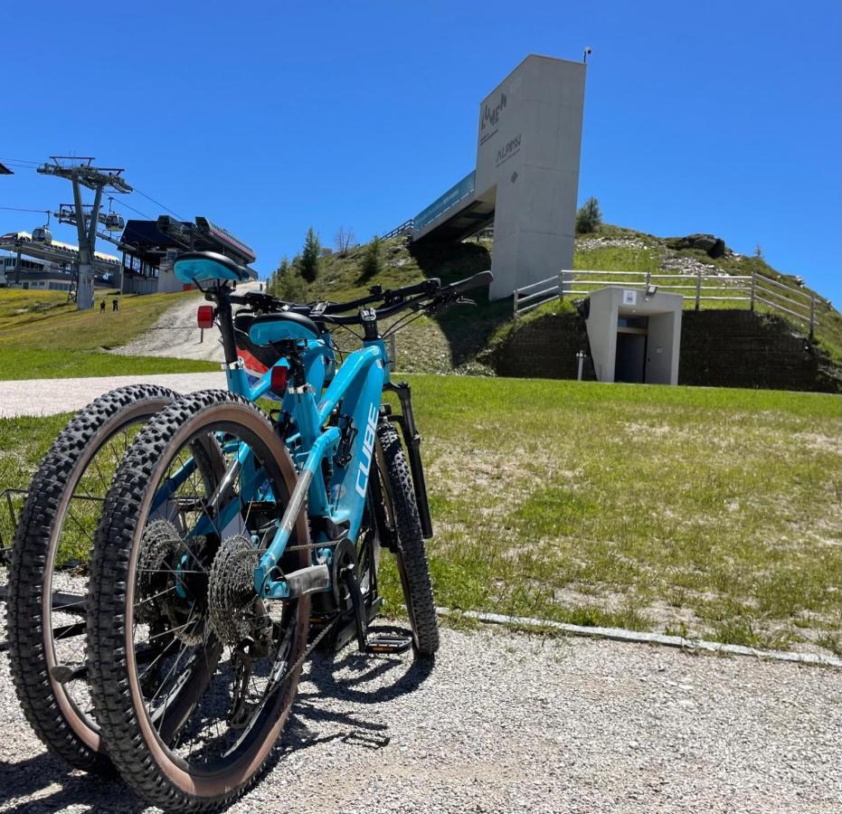 Отель Bed&Bike Bruneck - Брунико Экстерьер фото