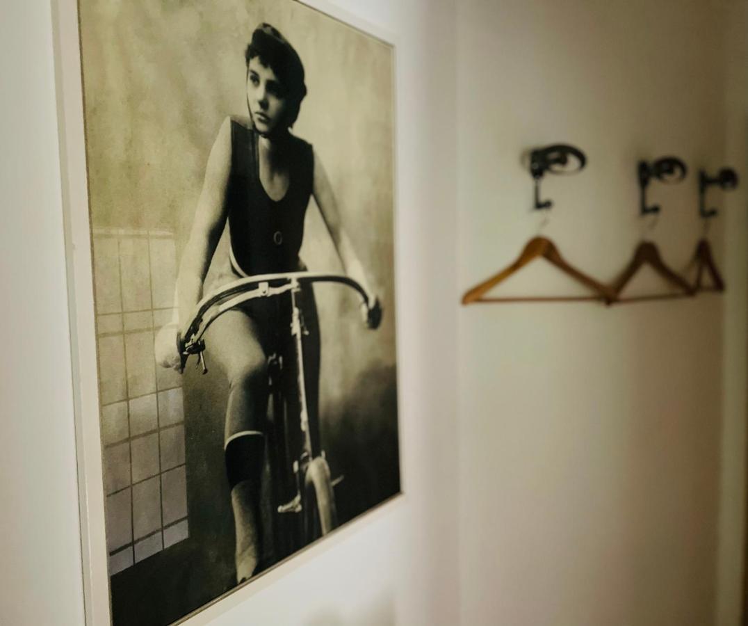Отель Bed&Bike Bruneck - Брунико Экстерьер фото